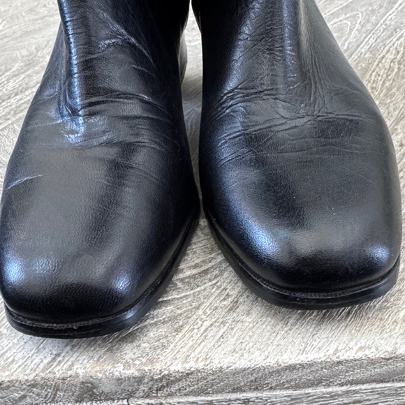 Siamanto Women’s Leather Boots | Made in USA | Comfort Support | Classic Style - Picture 9 of 12